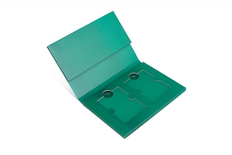 Кардпак под две карты и буклет в Москве, производство на заказ