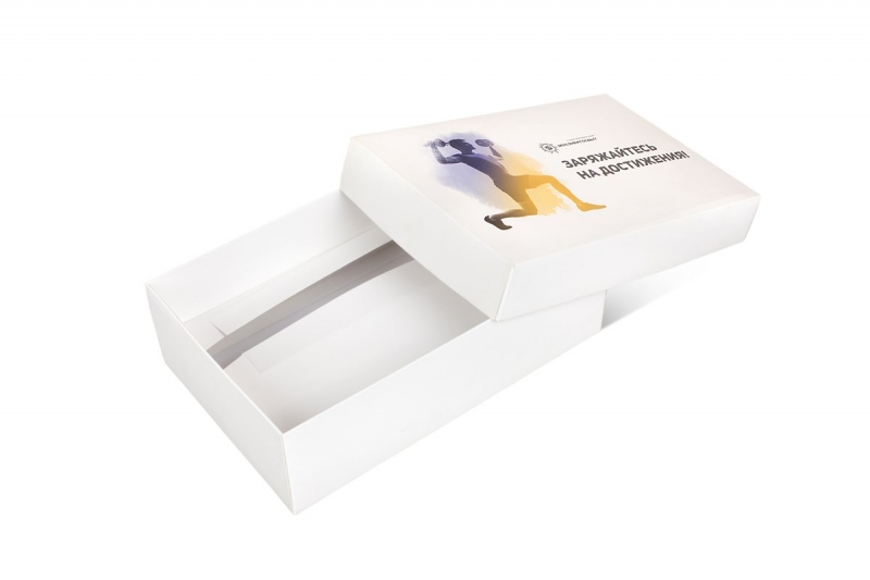 Подарочная коробка с крышкой в Москве, производство на заказ