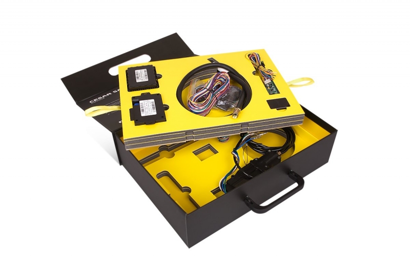 Кашированный чемодан с ложементом в Москве, производство на заказ