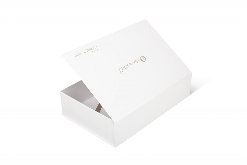 Коробка-книжка с атласными лентами в Москве, производство на заказ