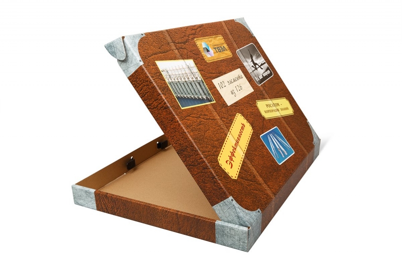 Коробка-самолет из МГК с пластиковой ручкой в Москве, производство на заказ