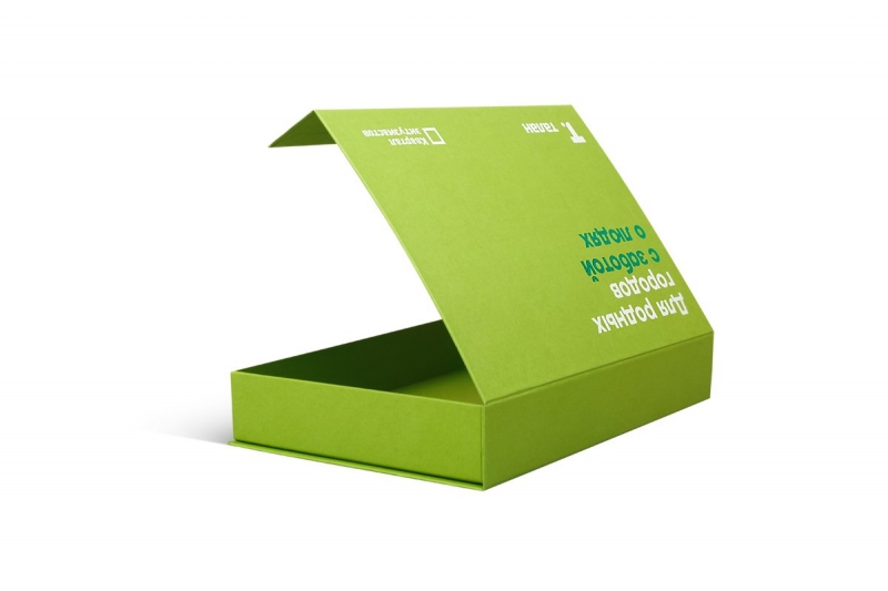 Кашированная бизнес-упаковка с магнитным клапаном в Москве, производство на заказ