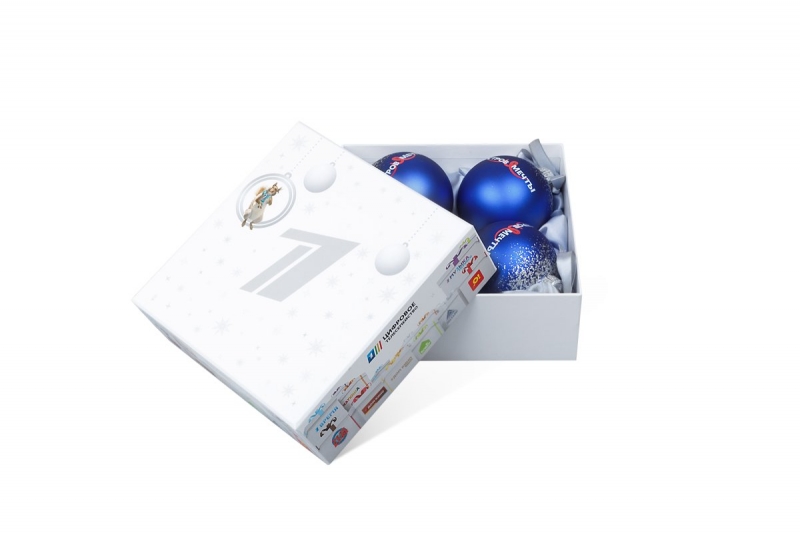 Новогодняя кашированная крышка-дно в Москве, производство на заказ