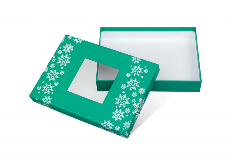 Подарочная коробка с ПЭТ-окошком в Москве, производство на заказ