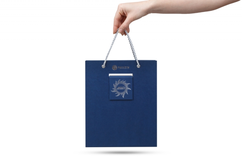 Чемодан с магнитным замком под бизнес-аксессуары в Москве, производство на заказ