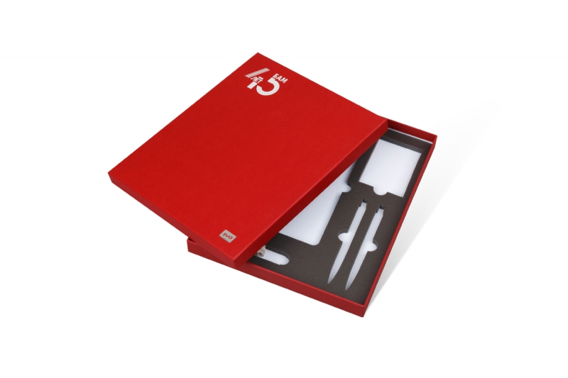 Коробка для бизнес-аксессуаров в Москве, производство на заказ