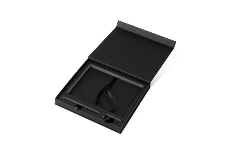 Бизнес-упаковка для блокнота и ручки в Москве, производство на заказ