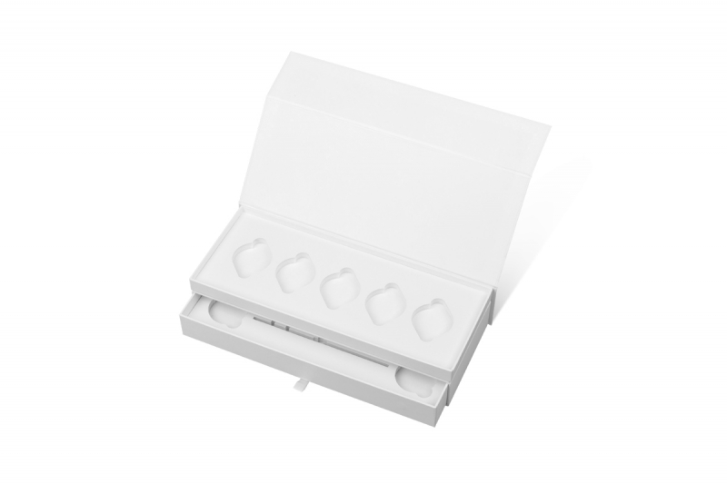 Коробка на магнитах с выдвижным ящиком в Москве, производство на заказ