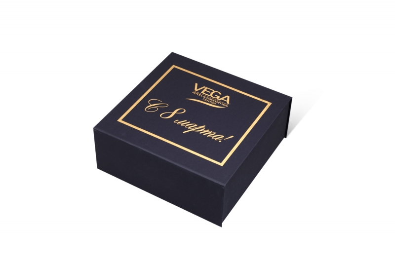 Кашированная подарочная коробка в Москве, производство на заказ