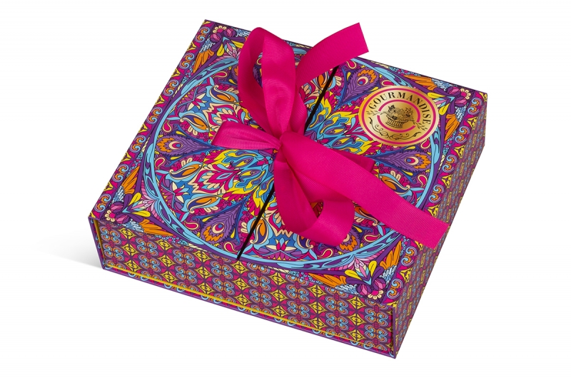 Коробка со створками для косметического набора Gourmandise в Москве, производство на заказ