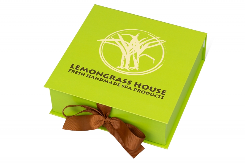 Коробка на лентах для косметических средств  в Москве, производство на заказ