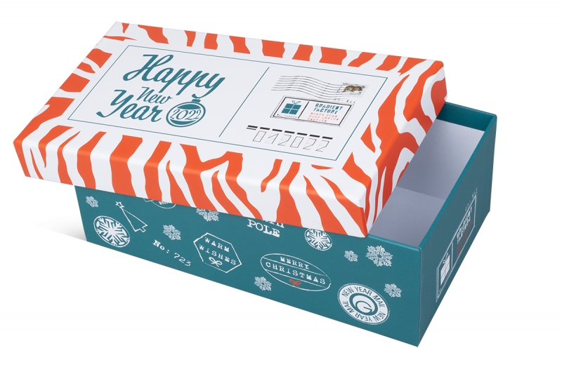 Новогодняя коробка с крышкой в Москве, производство на заказ