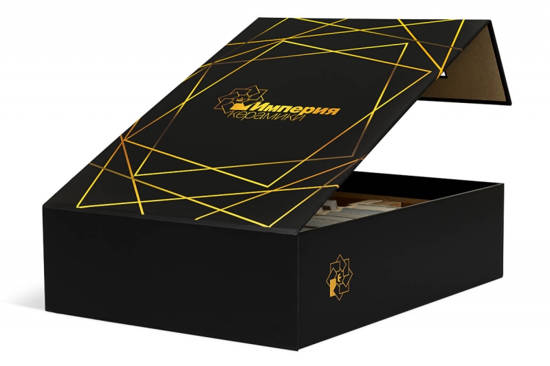 Кашированный чемодан для образцов продукции с ручкой в Москве, производство на заказ