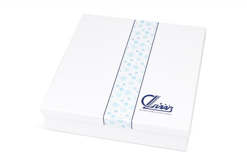 Корпоративная Новогодняя подарочная коробка  в Москве, производство на заказ