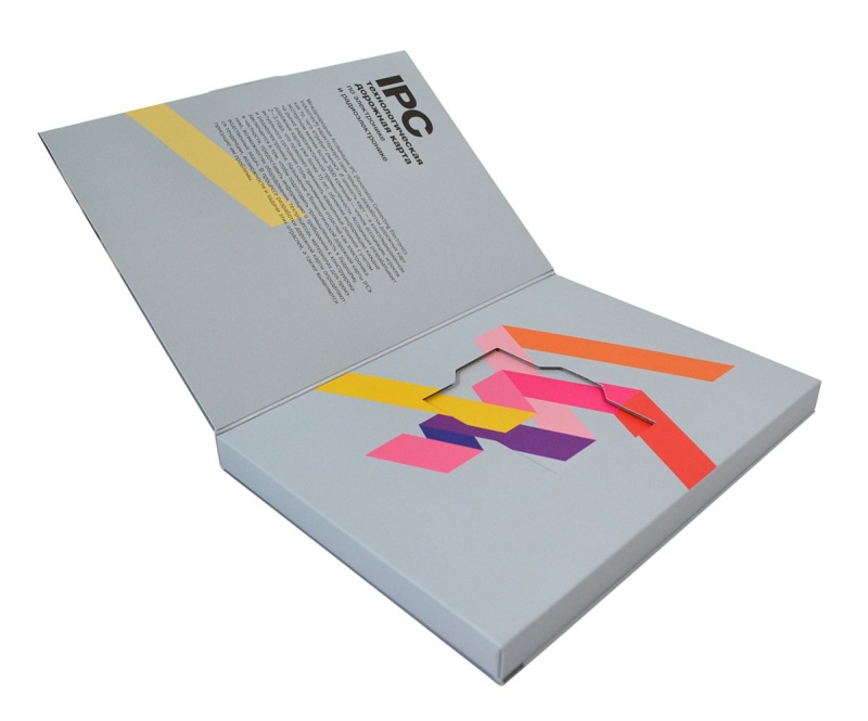 Коробка-книжка для флеш-карты. IPC в Москве, производство на заказ