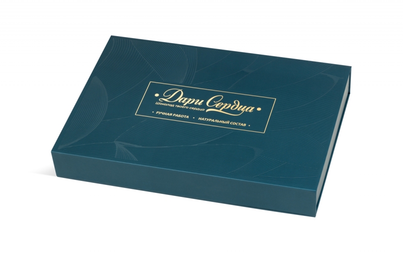 Кашированная коробка с магнитным клапаном для шоколада в Москве, производство на заказ