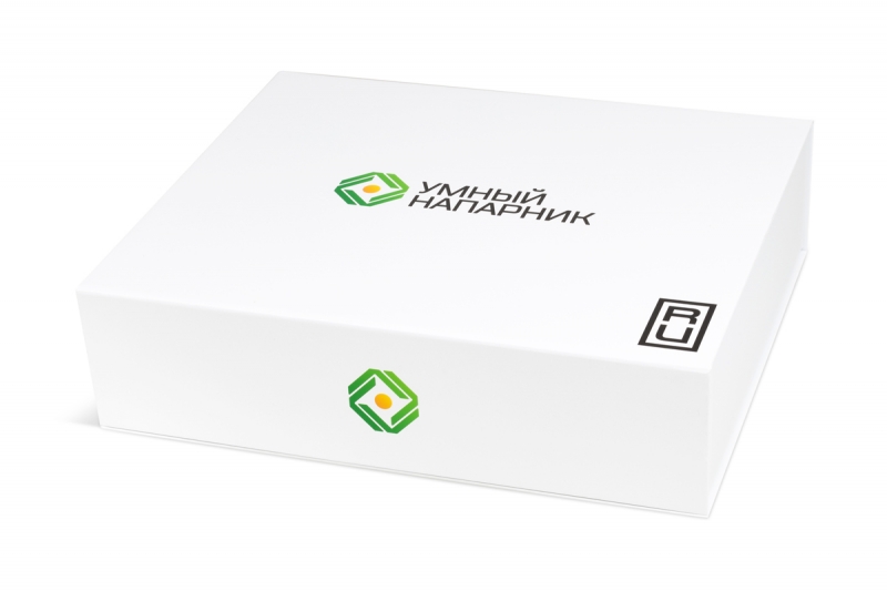 Кашированная коробка с магнитным клапаном для планшета в Москве, производство на заказ