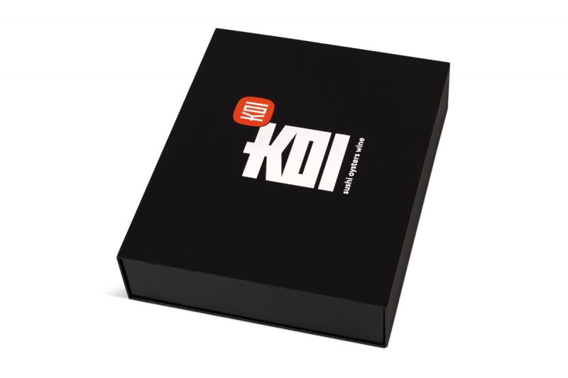 Коробка с магнитным клапаном для набора суши в Москве, производство на заказ