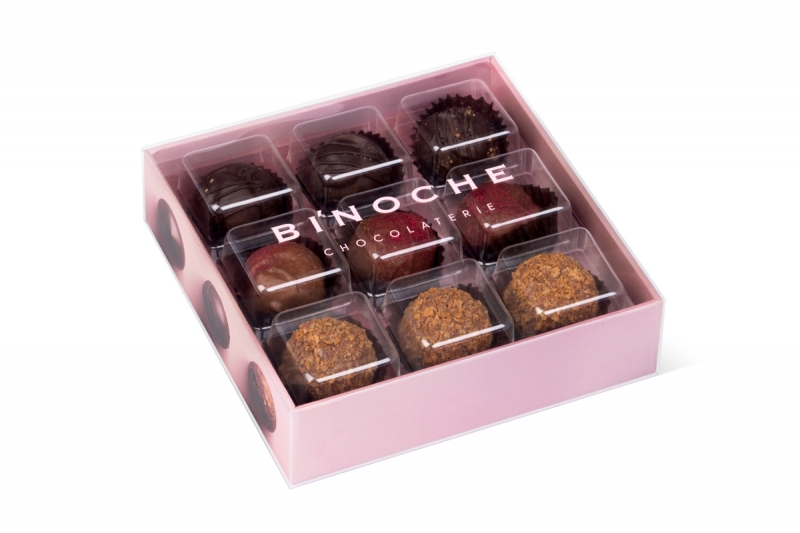 Коробка для конфет с пластиковым шубером в Москве, производство на заказ