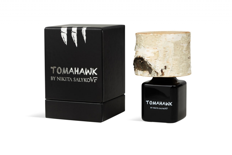 Коробка с постаментом для флакона парфюмерной воды в Москве, производство на заказ