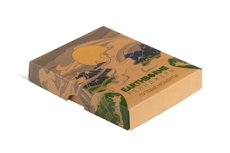 Картонная коробка с эмбосcированием для настольной игры в Москве, производство на заказ