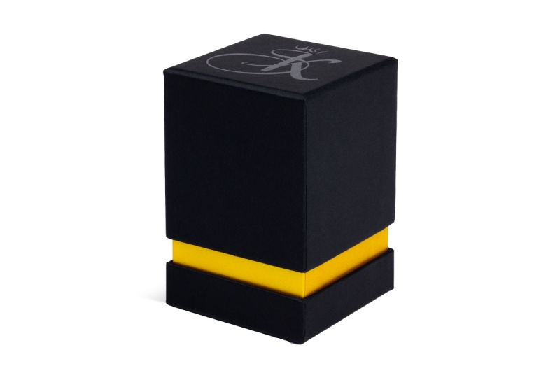 Крышка-дно с объемным лаком для парфюма в Москве, производство на заказ