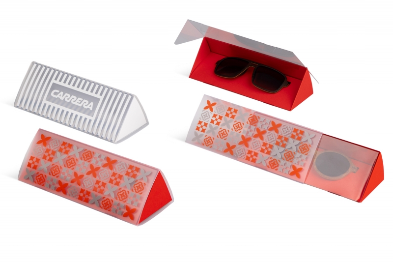 Треугольный футляр с пластиковым шубером в Москве, производство на заказ