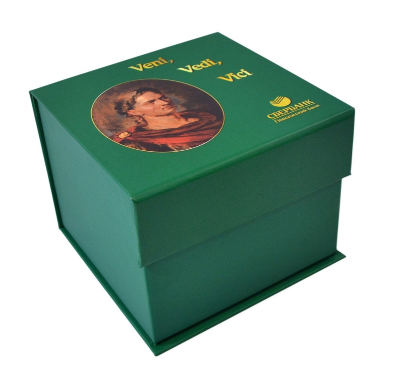 Подарочная коробка с клапаном на магните для кубика Рубика в Москве, производство на заказ