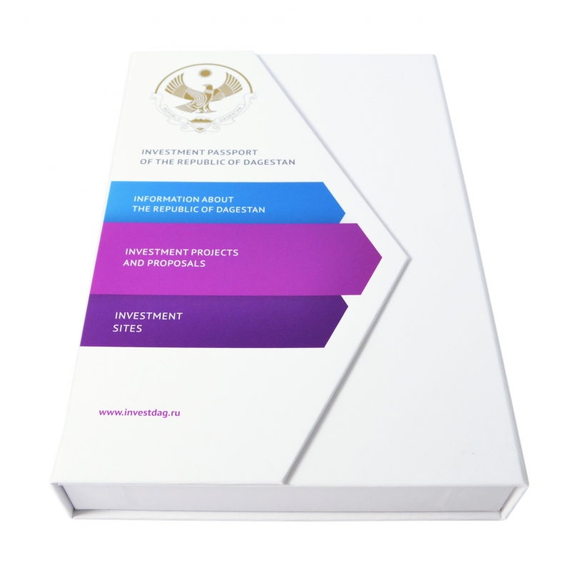 Подарочная коробка для флешки и каталога в Москве, производство на заказ