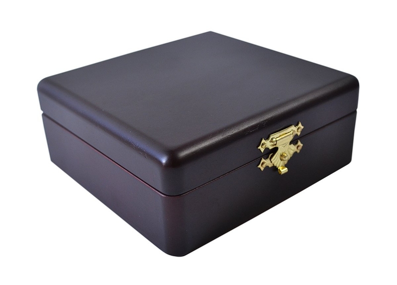 Деревянная коробка-шкатулка в Москве, производство на заказ