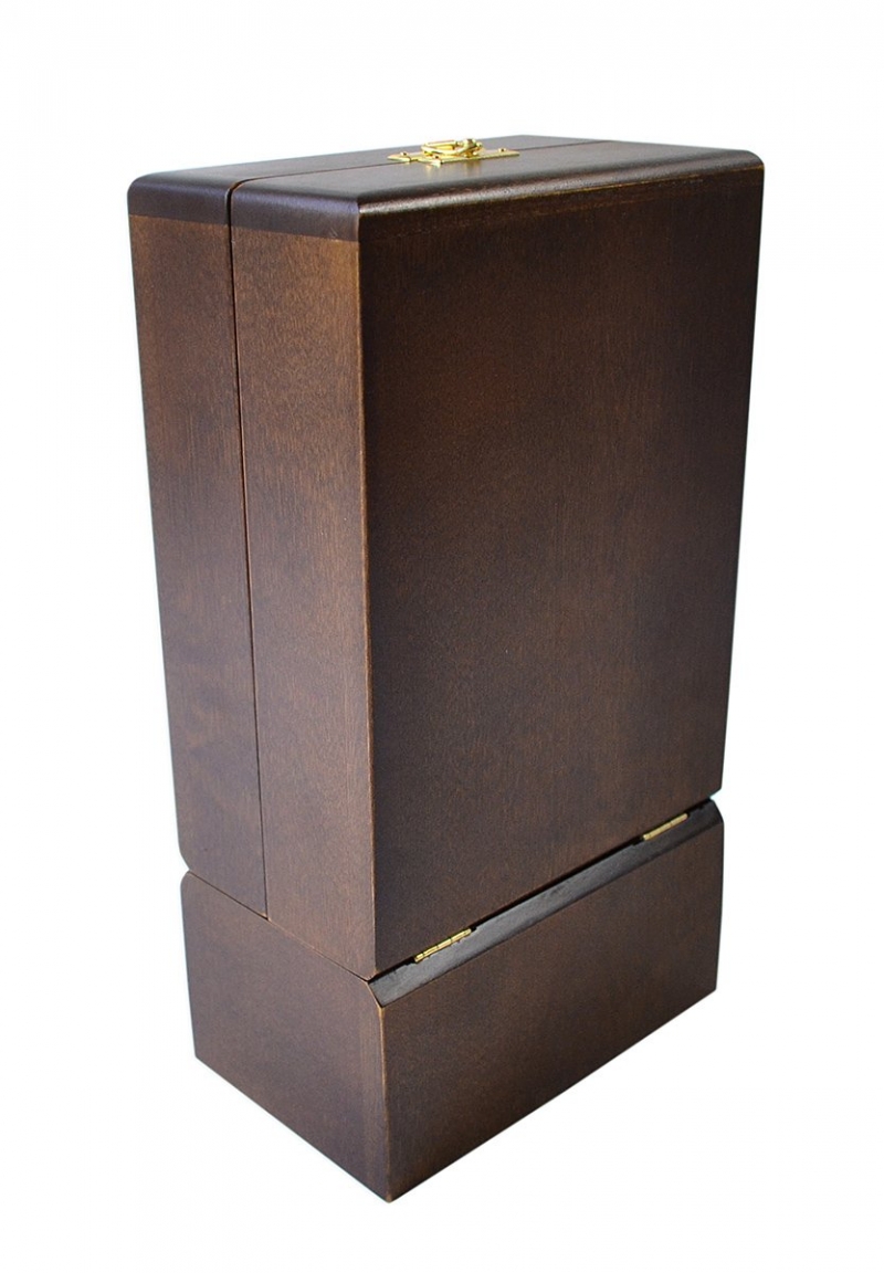 Деревянный футляр с откидными створками в Москве, производство на заказ