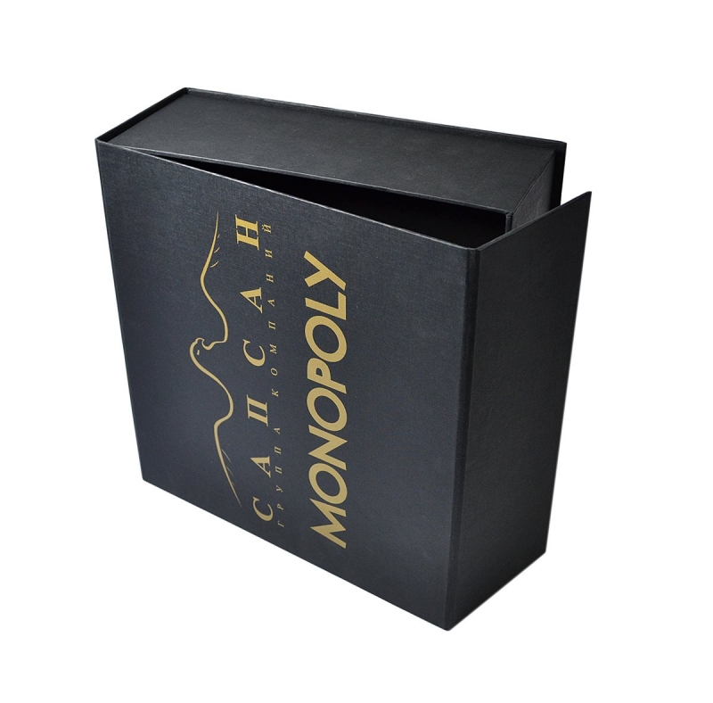 Фирменная упаковка с откидной крышкой в Москве, производство на заказ