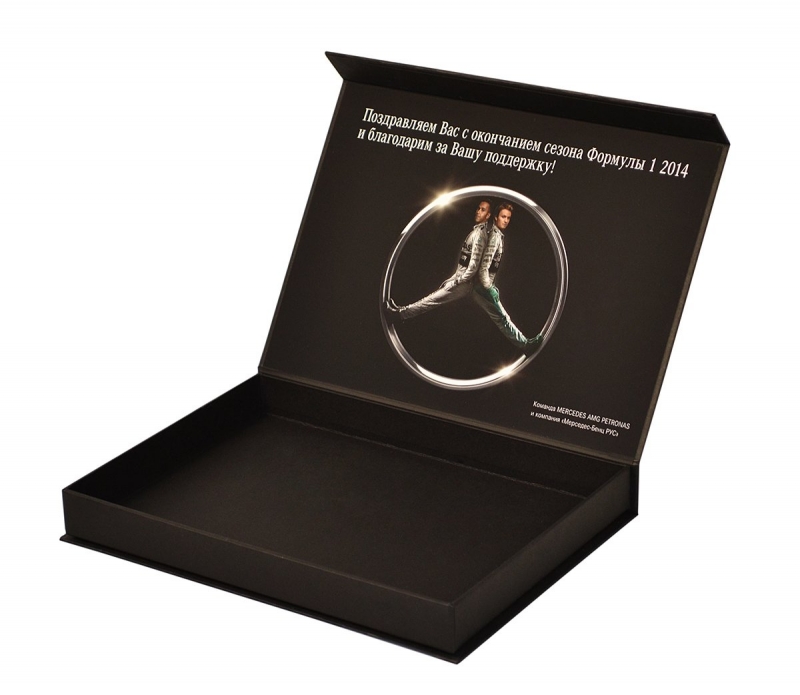 Подарочная коробка-книжка с клапаном на магните для футболки в Москве, производство на заказ