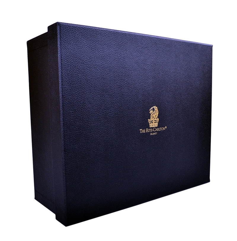 Кашированная коробка крышка-дно "под кожу" в Москве, производство на заказ