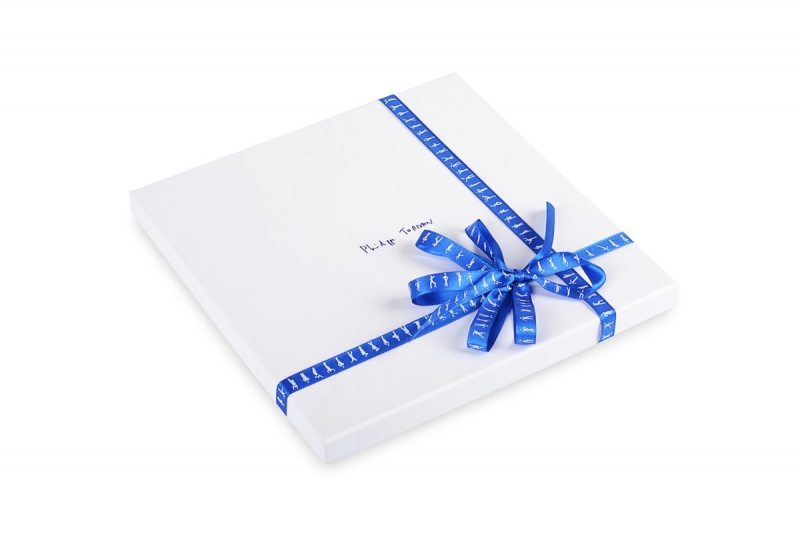 Кашированная коробка крышка-дно для платка в Москве, производство на заказ