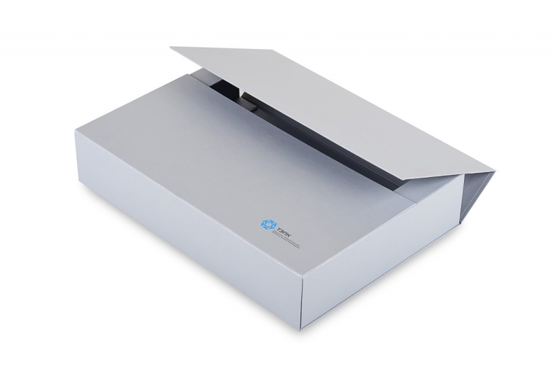 Кашированная папка-портфель с магнитной крышкой в Москве, производство на заказ