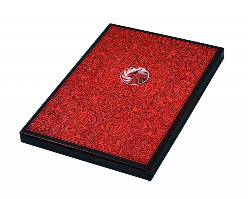 Кашированная коробка-книжка для премиальной банковской карты в Москве, производство на заказ