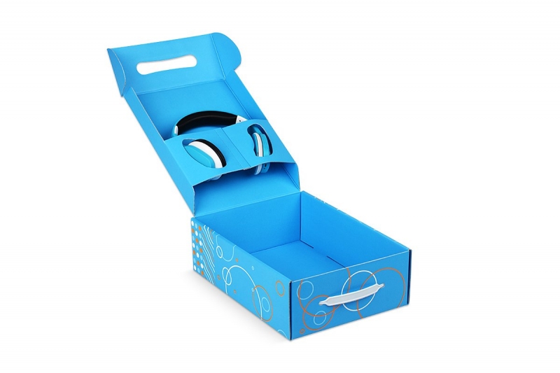 Подарочная коробка-самолeт для наушников и свитера в Москве, производство на заказ