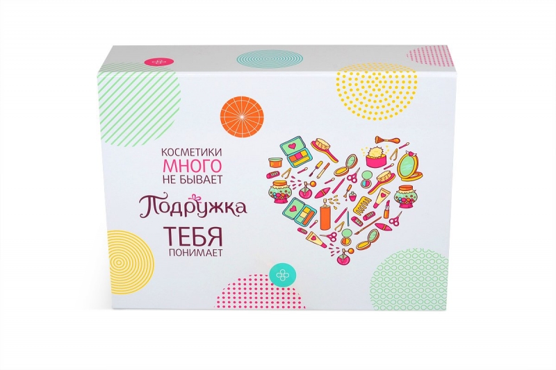 Кашированная коробка под новогодние подарки в Москве, производство на заказ