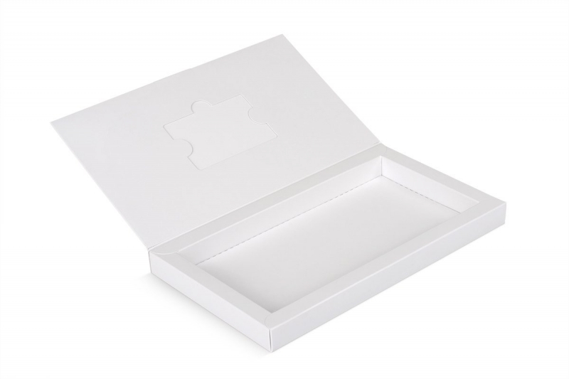 Подарочная коробка-книжка для банковской карты и комплекта документов в Москве, производство на заказ