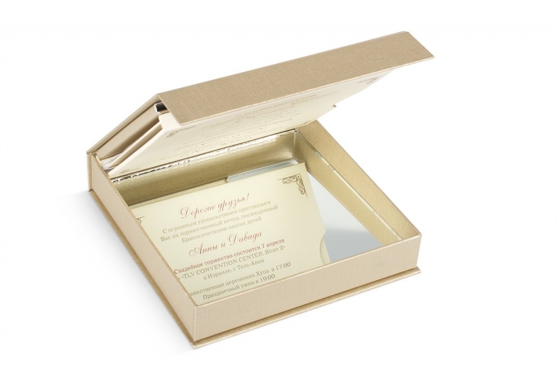 Свадебная коробка с зеркалом, карманом и слайдериксом в крышке в Москве, производство на заказ