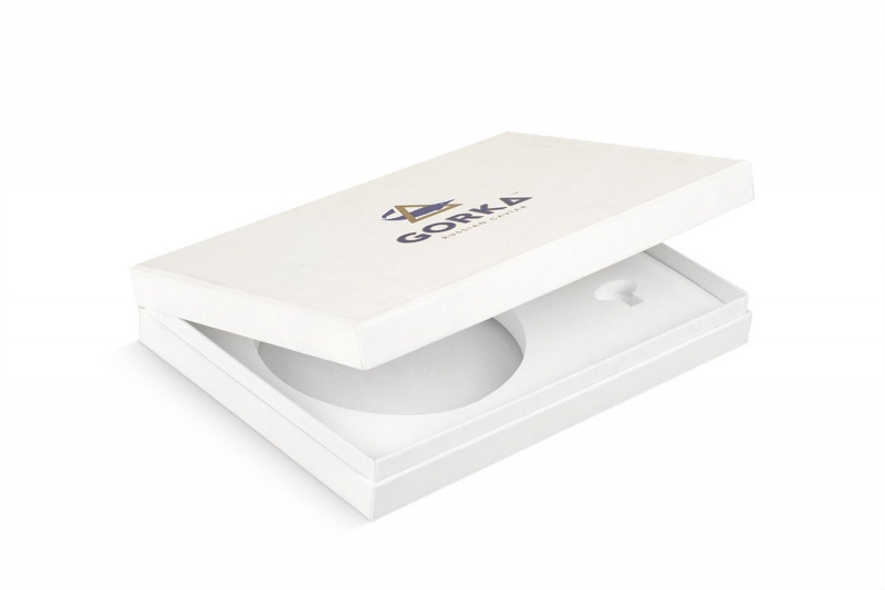 Фирменная коробка-шкатулка с ложементом для банок икры и ключа в Москве, производство на заказ