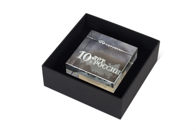 Подарочная коробка для стекляной статуэтки  в Москве, производство на заказ