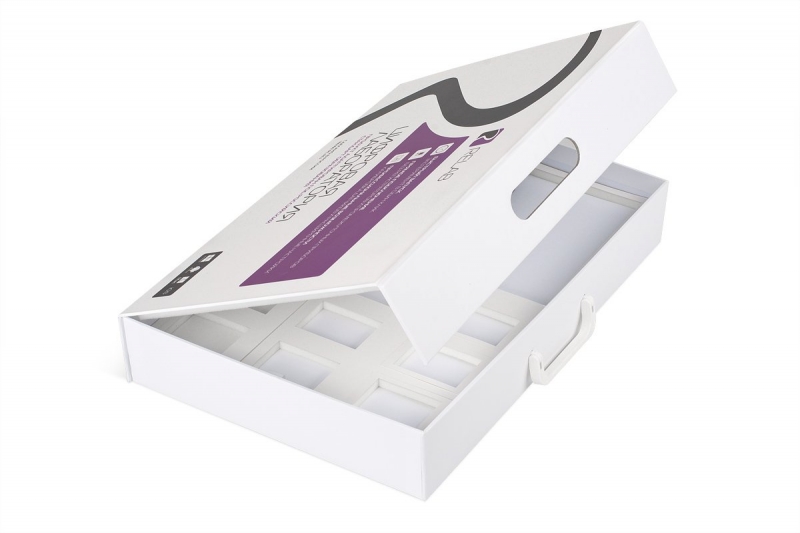 Комплект: чемодан с ручкой с флешпаком для цифровой лаборатории в Москве, производство на заказ