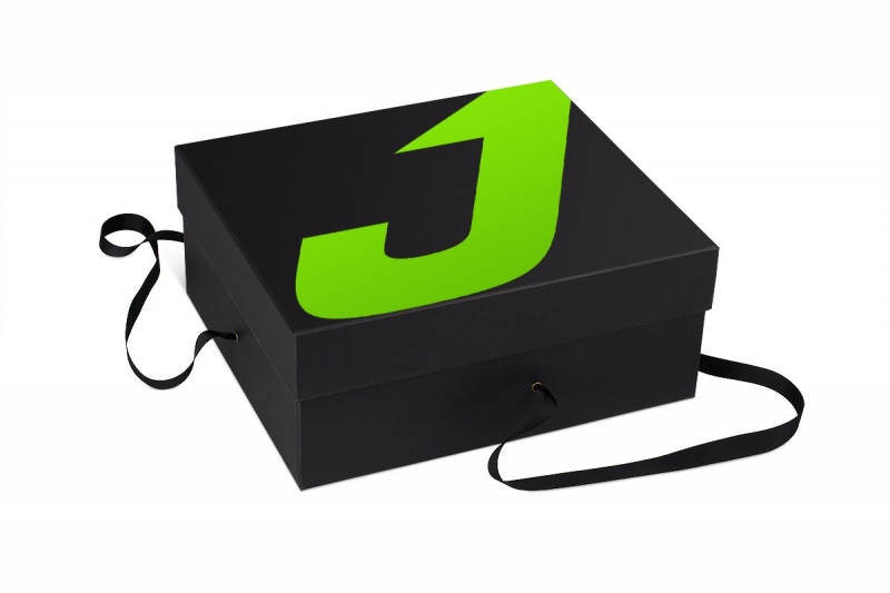 Подарочная коробка крышка-дно с ручками для посуды в Москве, производство на заказ