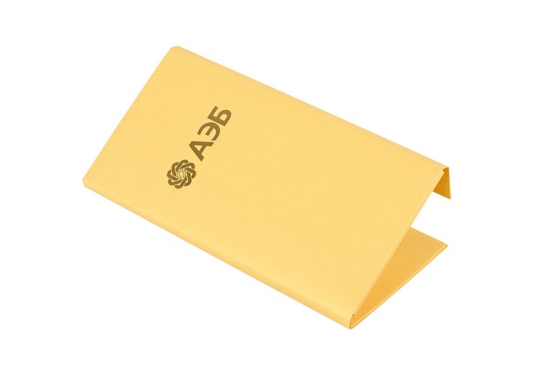 Кардпак на магните из дизайнерского картона для буклета и пластиковой карты в Москве, производство на заказ