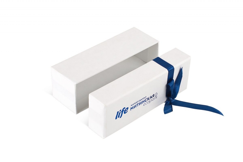 Кашированная коробка крышка-дно с лентой в крышке в Москве, производство на заказ