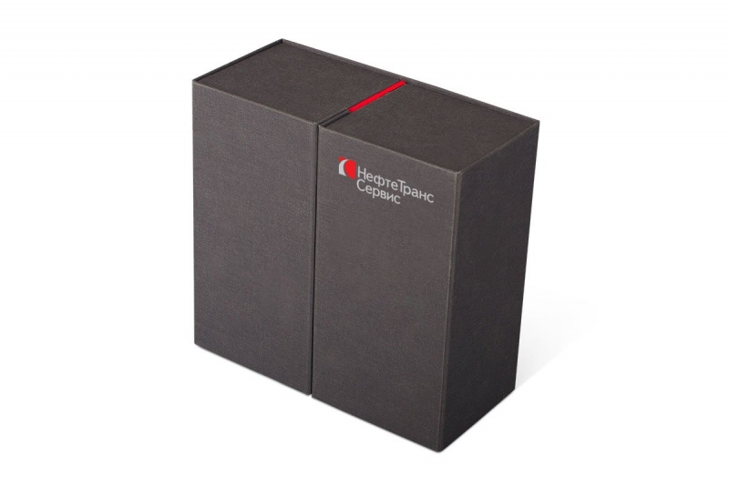 Эксклюзивная коробка-трансформер для двух банок чая в Москве, производство на заказ