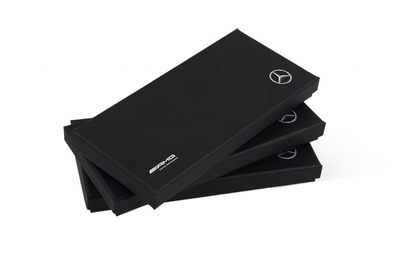 Кашированная коробка крышка-дно для сувенира — Daimler AG, Mercedes-Benz в Москве, производство на заказ