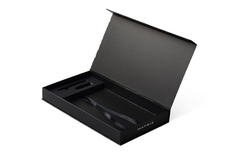 Кашированная коробка с клапаном на магните для бизнес-набора в Москве, производство на заказ